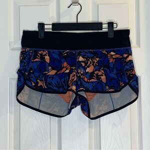 Lululemon Speed Short Paint Storm Harbor Blue Multi / Black Size 6